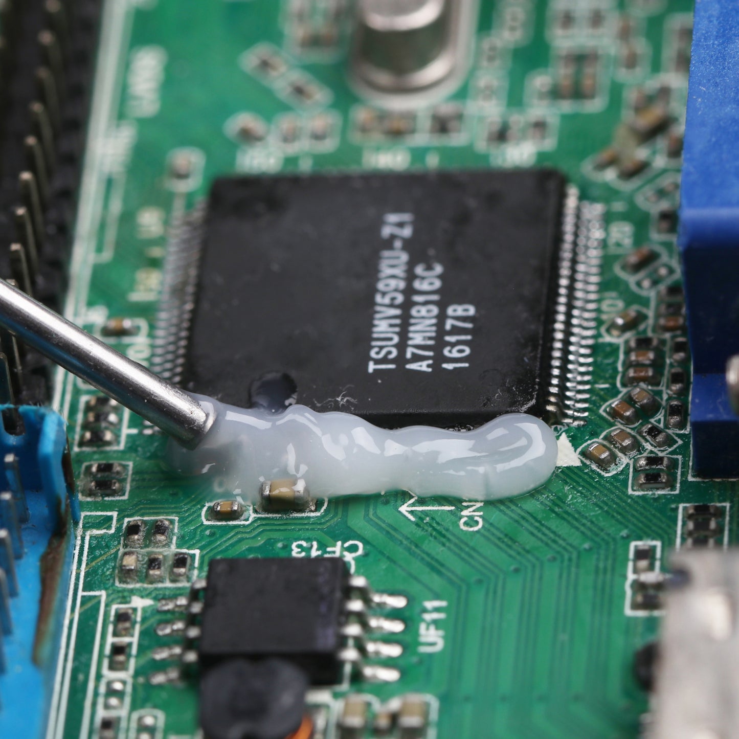 BEEYUIHF No-Clean Soldering Flux Paste, Smooth Flow Solder flux for Soldering, Electronics Flux Paste for PCB/IC/BGA/SMD Repairing DIY (10mL Syringe)  #8403